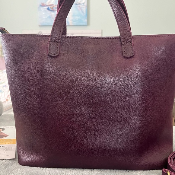 📌SOLD📌Portland Leather Goods Medium Crossbody Zip in Plum - Picture 3 of 6